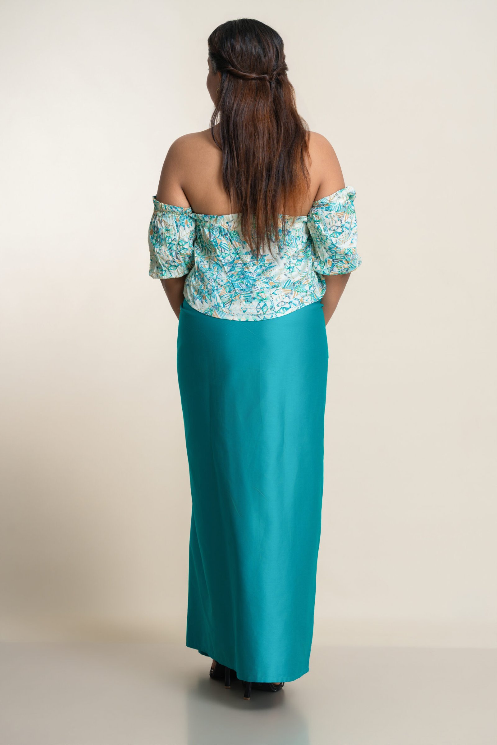 SKYLI CURVES0206